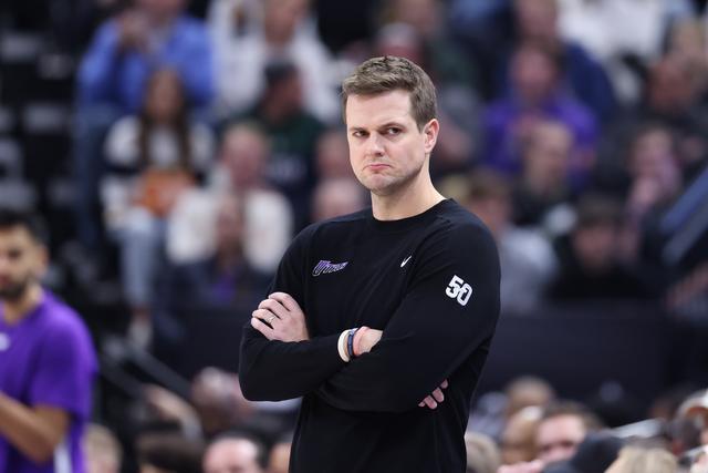 费尔顿：自手套后后卫中仅斯玛特拿过DPOY 但不少人防守都很好